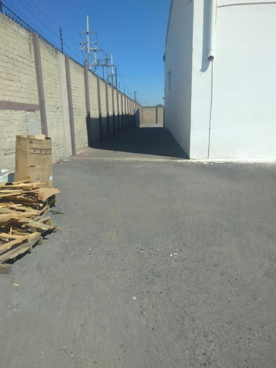 BODEGA EN VENTA EN EL SALTO - foto 4