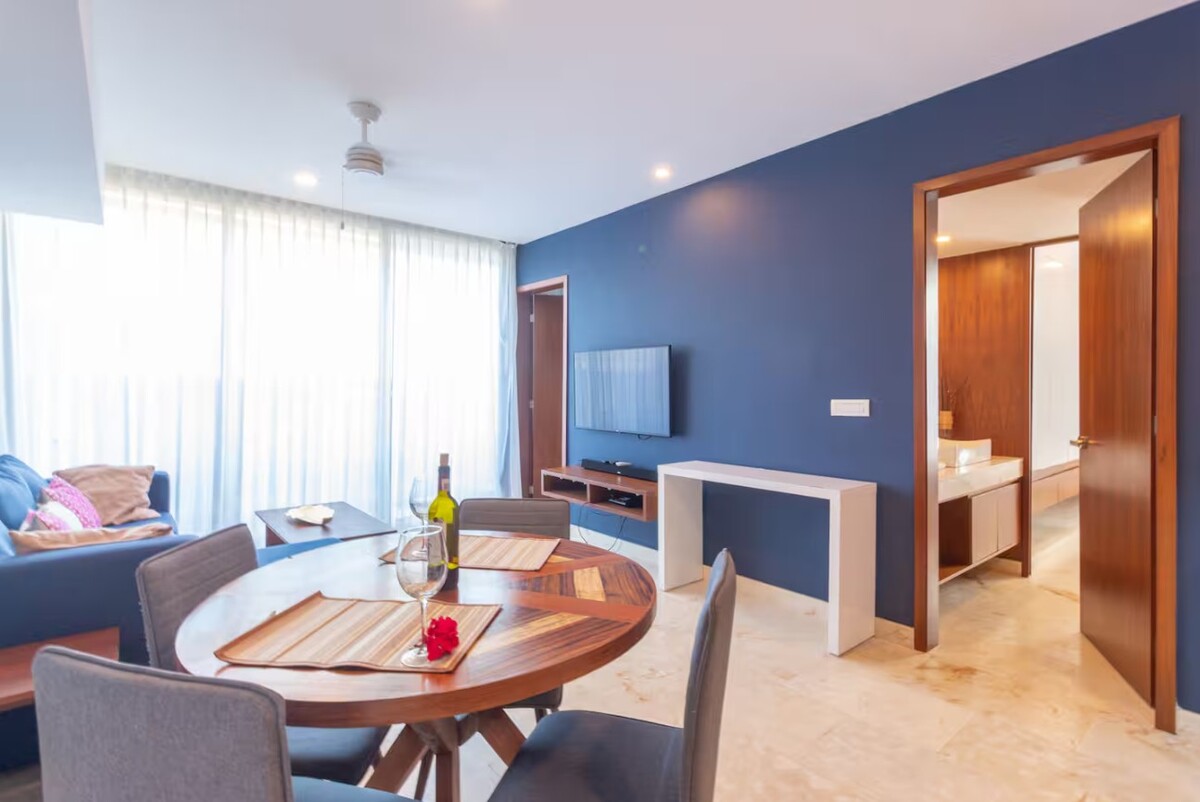 2 de 15: Sala Comedor