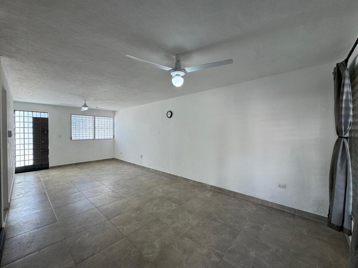 1 de 18: Sala Comedor