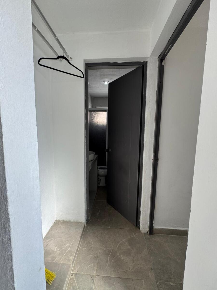 5 de 18: Baño planta baja