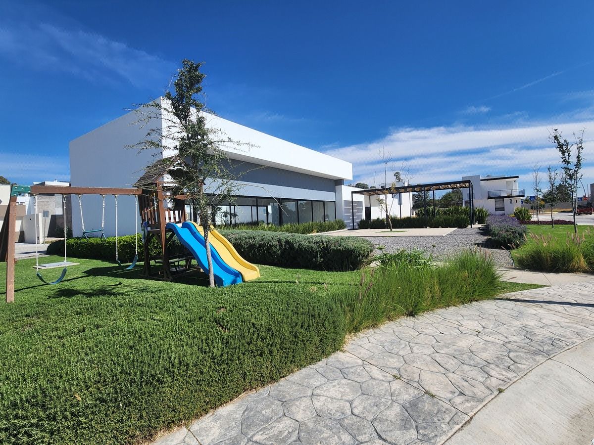 Casa en venta con espacios amplios y rooftop
