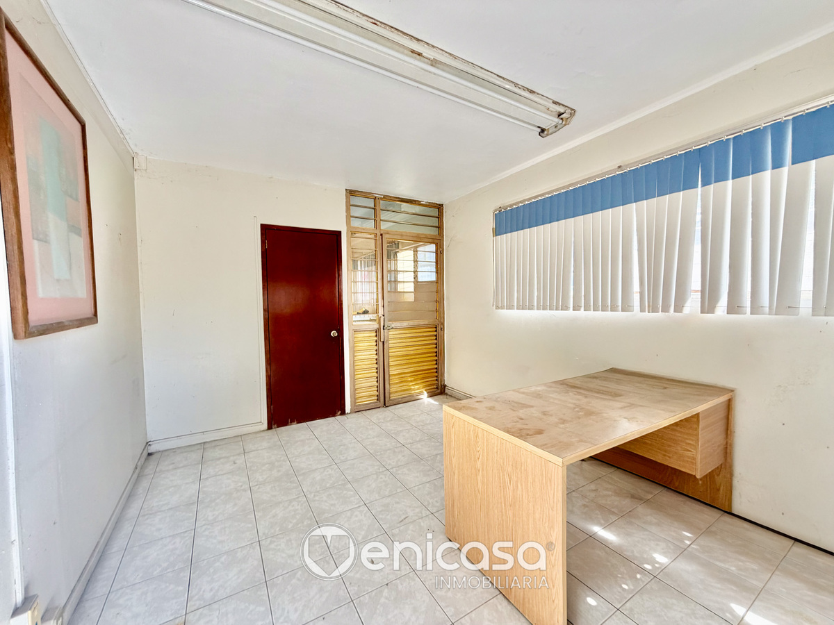 6 of 48: IMG_4744.jpg