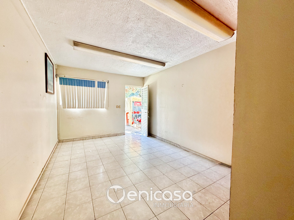 8 of 48: IMG_4759.jpg