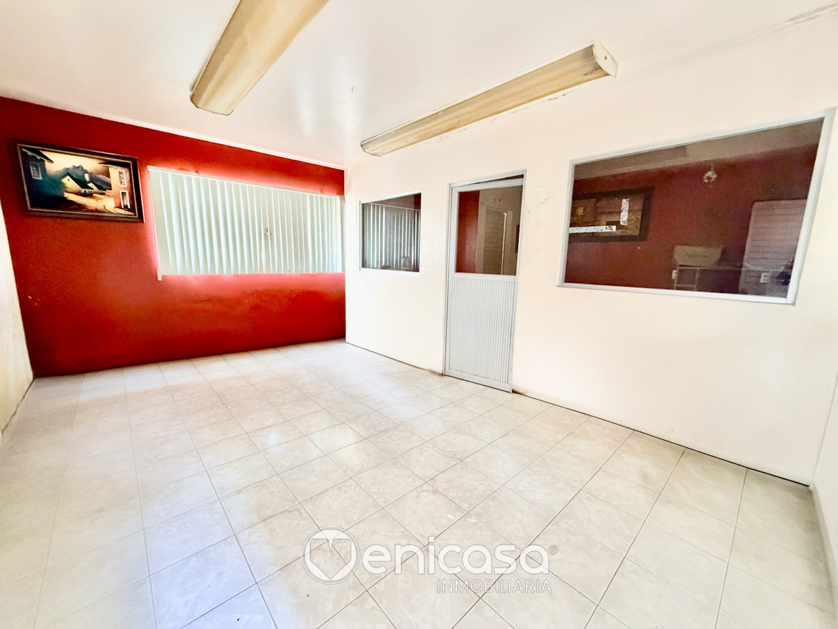 11 of 48: IMG_4772.jpg