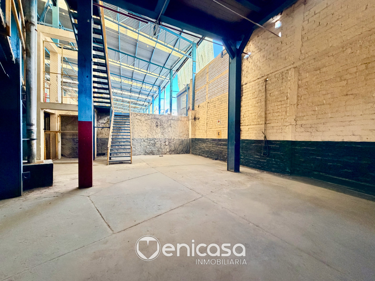 28 of 48: IMG_4864.jpg