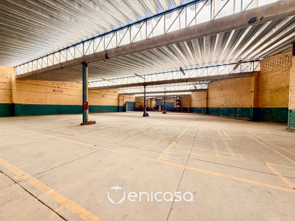 1 of 48: IMG_4908.jpg