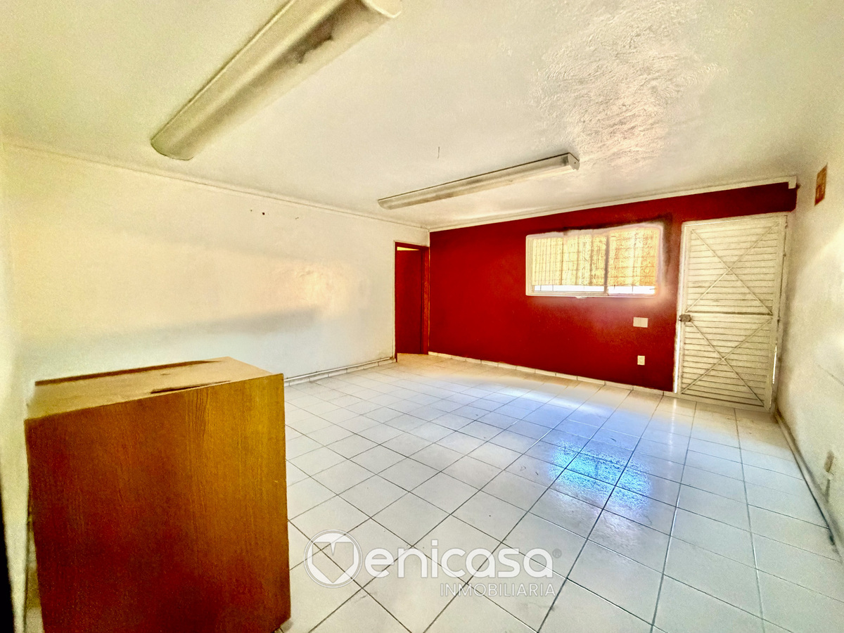 42 of 48: IMG_4918.jpg