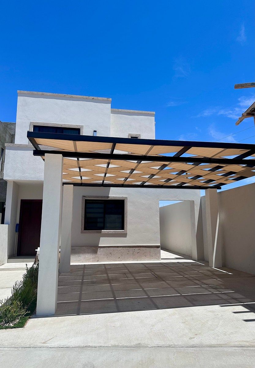 Fachada villa, foto 10 de 11