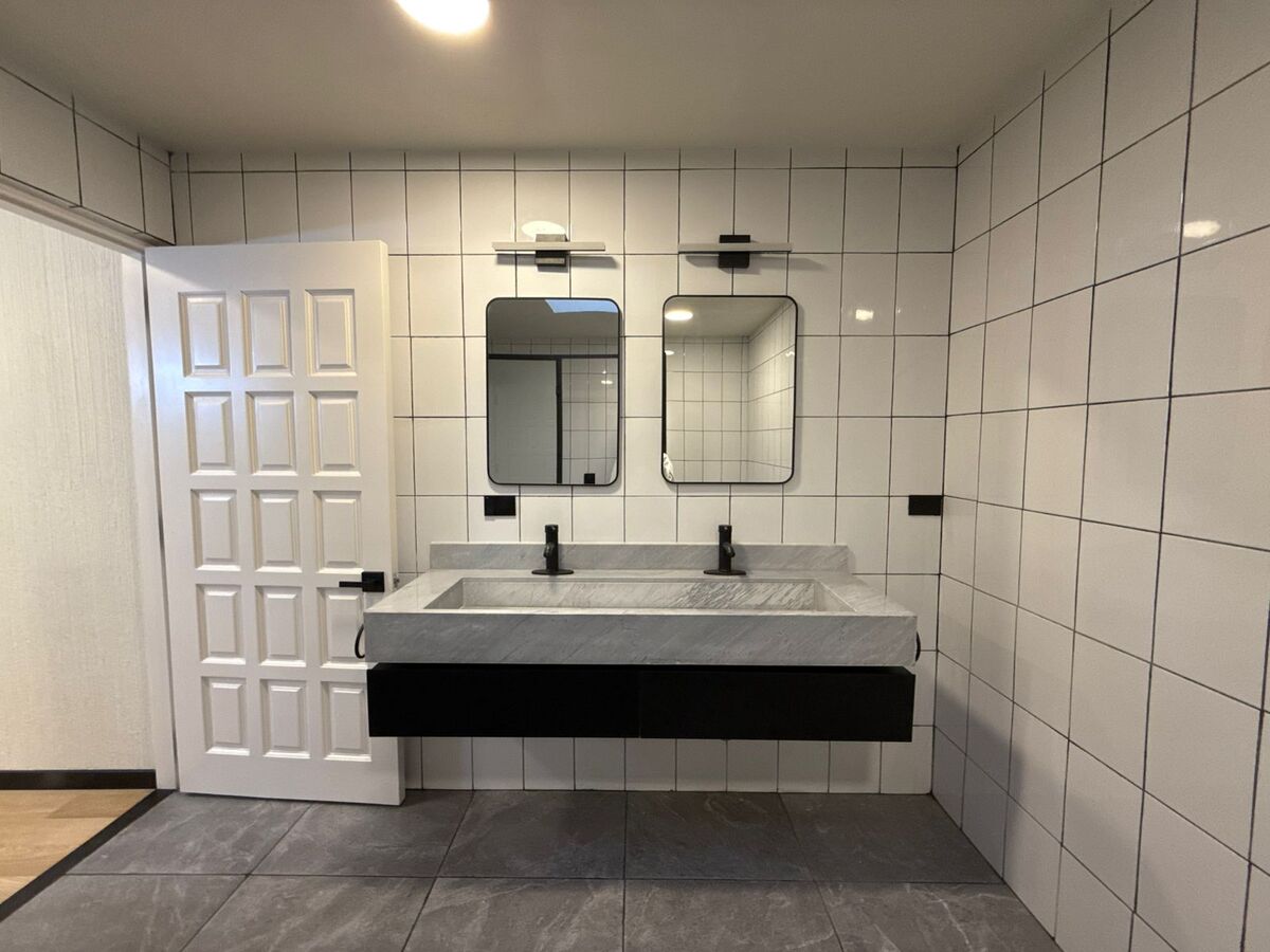 25 de 32: Baño principal