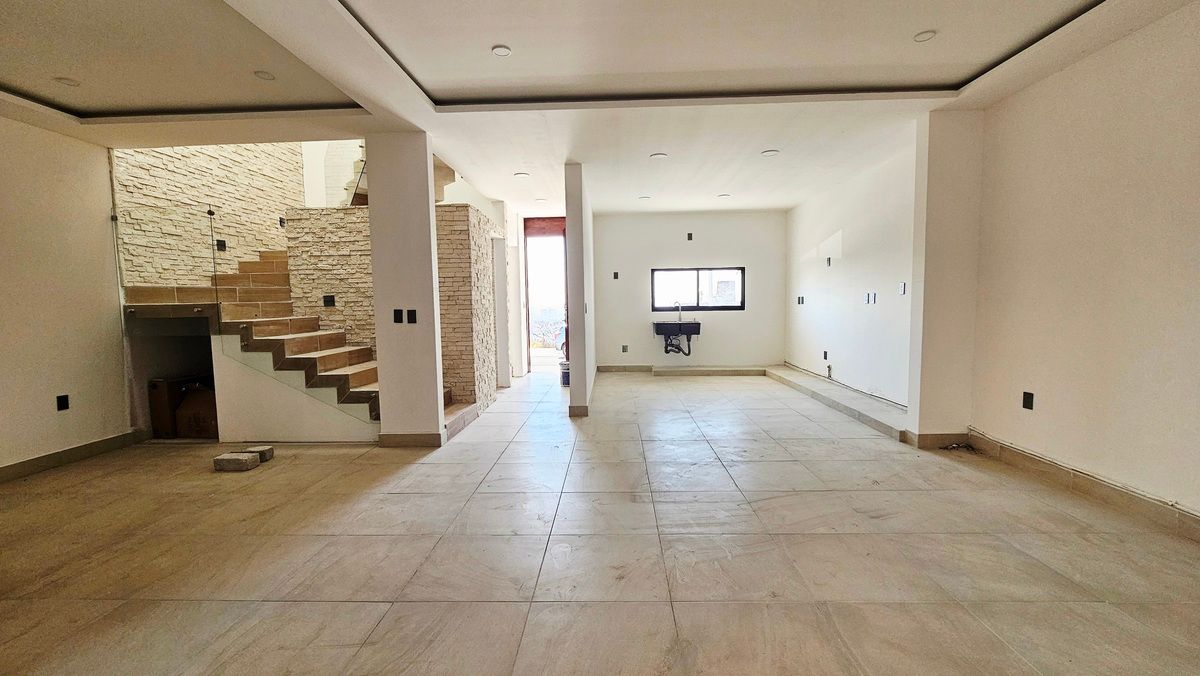 5 de 35: Sala comedor y cocina