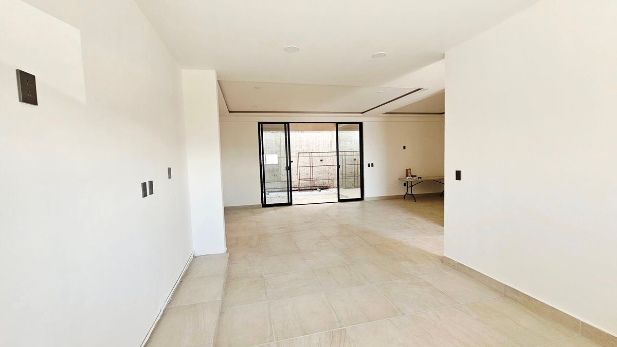 7 de 35: Sala - comedor