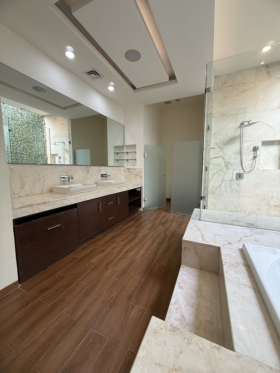 29 de 51: Baño principal