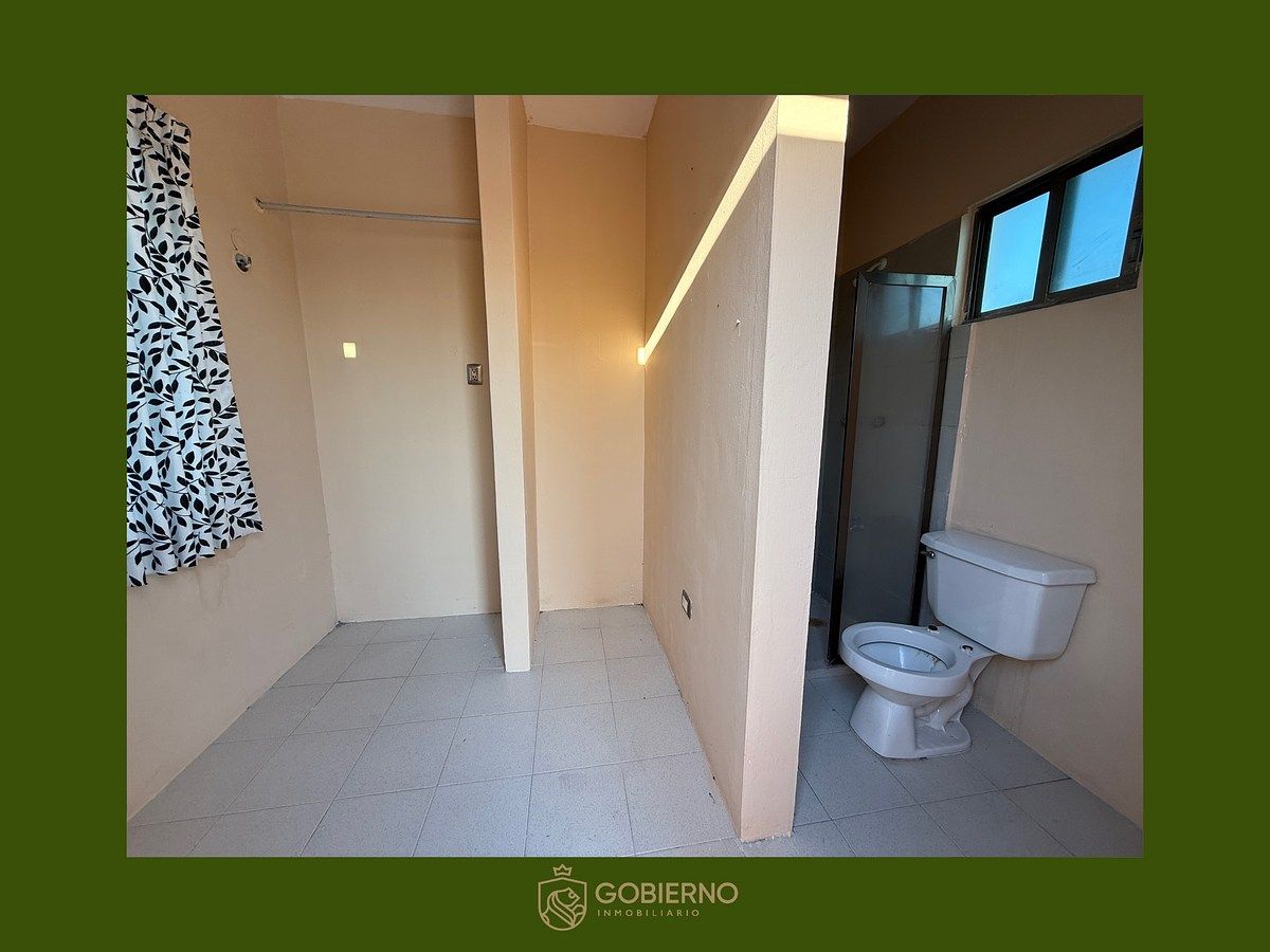 24 de 24: Cuarto de servicio