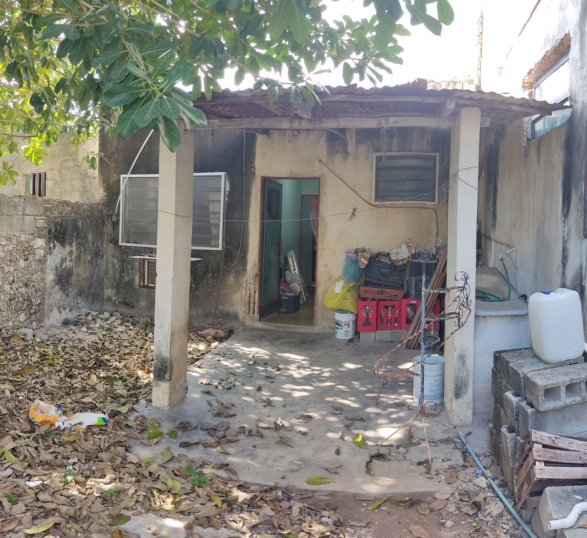 7 de 8: Fachada trasera