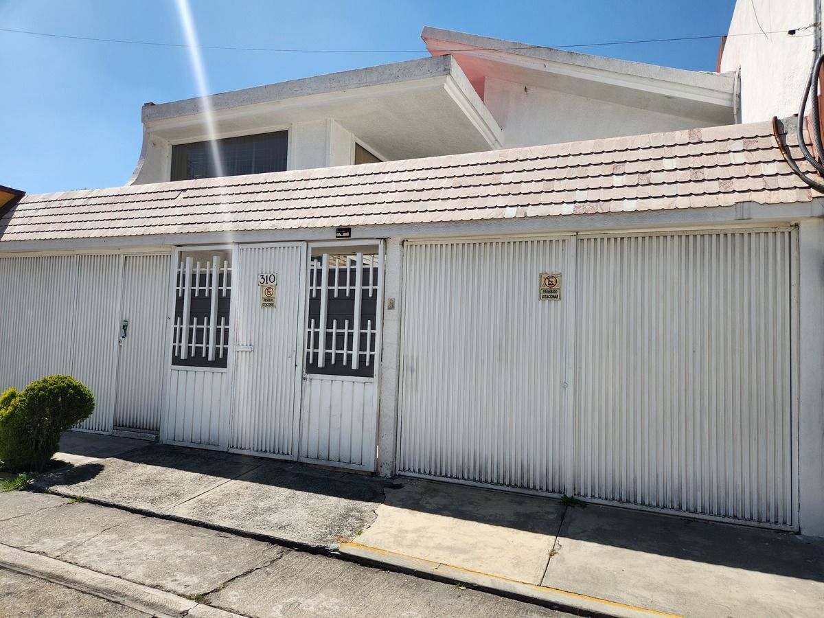 CASA EN TOLUCA CENTRO 5 RECAMARAS ¡¡OPORTUNIDAD!! - foto 2