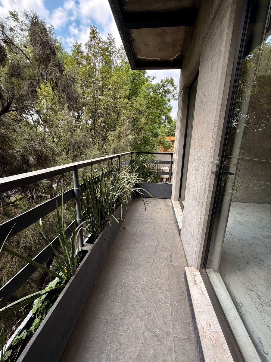 25 de 28: Balcón recámara principal