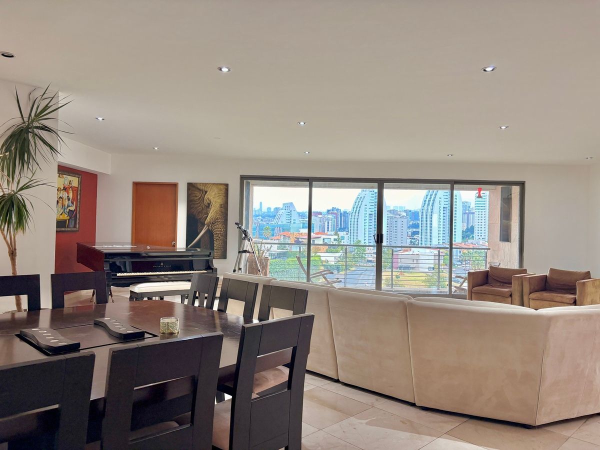 11 de 24: Sala-comedor