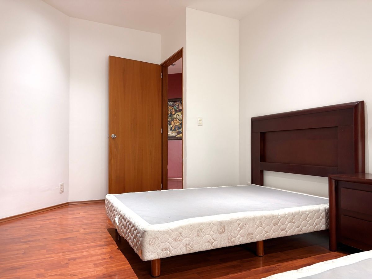 13 de 24: Recámara secundaria