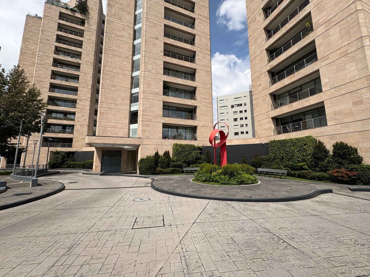 19 de 24: Exterior del edificio