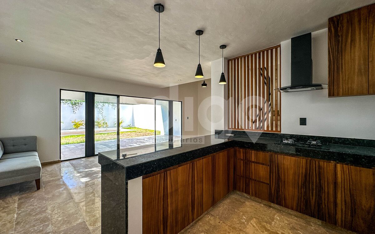 12 de 41: Vista desde la Cocina