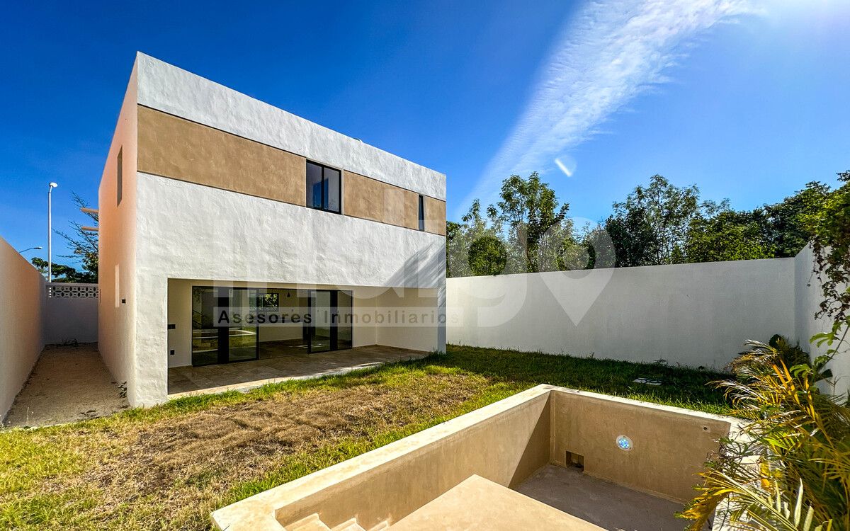 41 de 41: Fachada Trasera