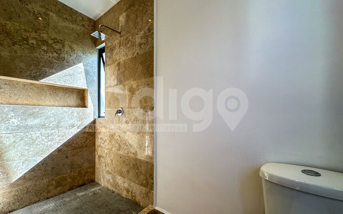 26 de 41: Baño Recámara Principal