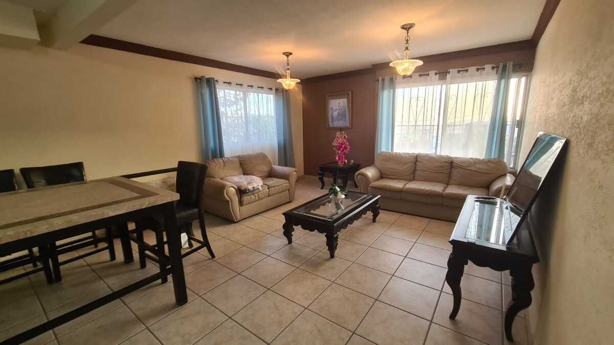 10 de 34: Sala- Comedor