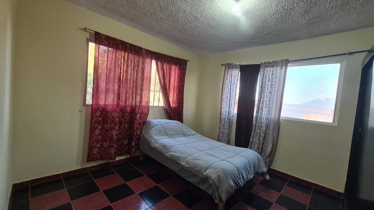 24 de 34: Recámara secundaria en segundo