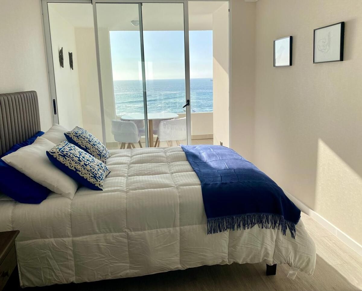 8 de 12: Dormitorio 1