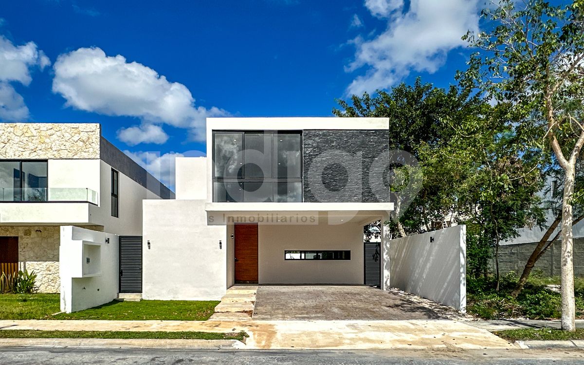 2 de 50: Fachada Frontal