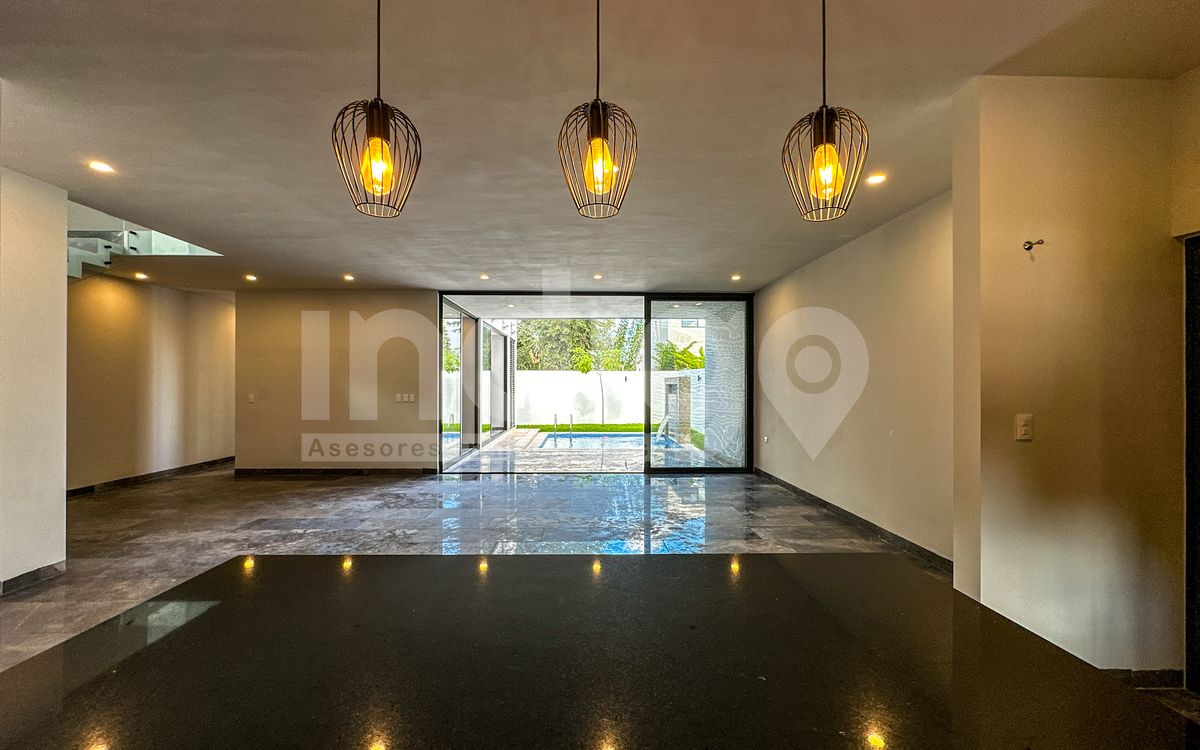 11 de 50: Vista desde la Cocina