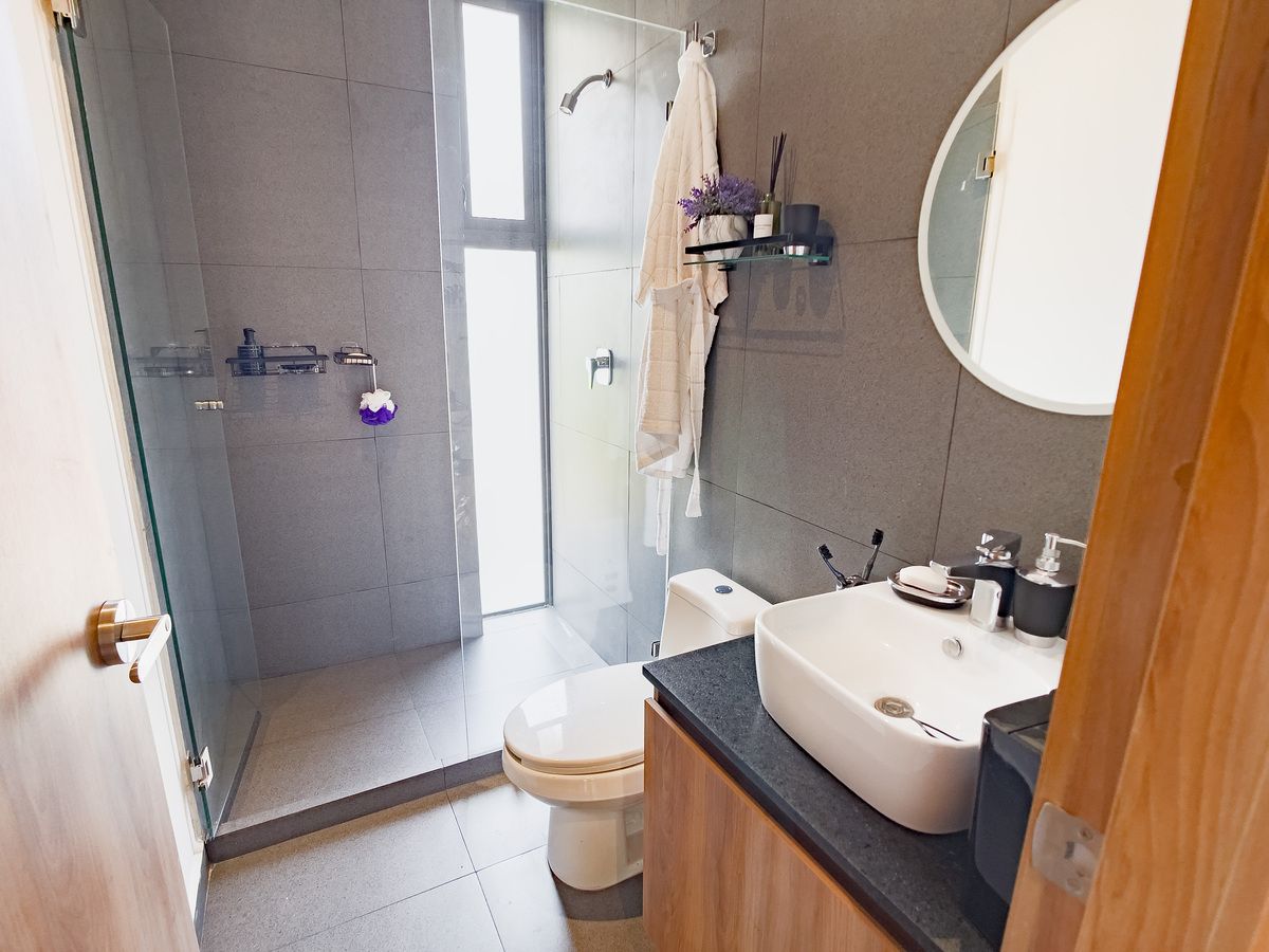 5 de 12: Baño Estudio