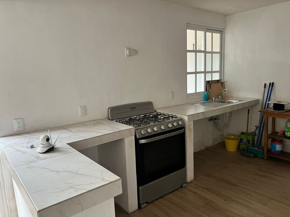 SE VENDE CASA EN EL PEDREGAL DE GUADALUPE HIDALGO. - foto 2