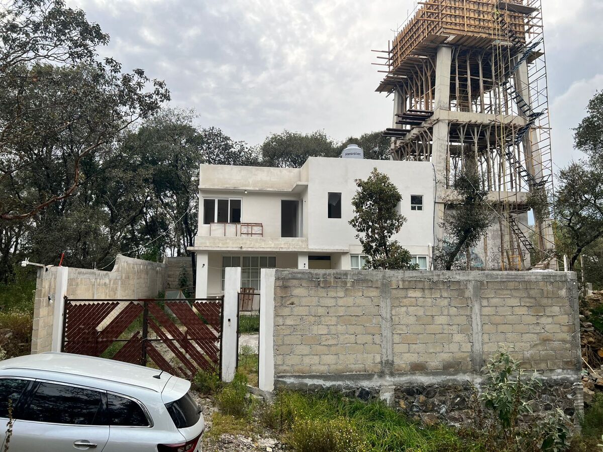 SE VENDE CASA EN EL PEDREGAL DE GUADALUPE HIDALGO. - foto 1