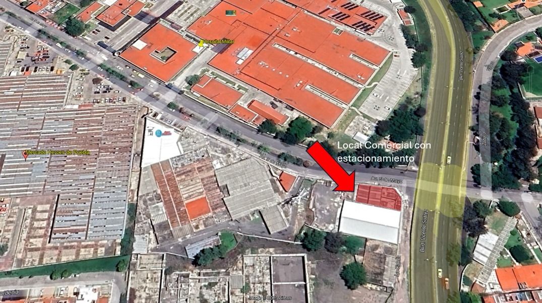 7 de 7: Local Comercial con Estacionamiento