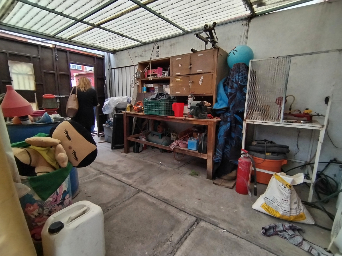 11 de 12: ESTACIONAMIENTO