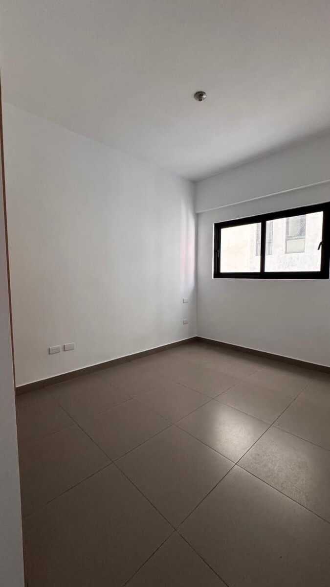 9 de 14: HABITACIÓN 2