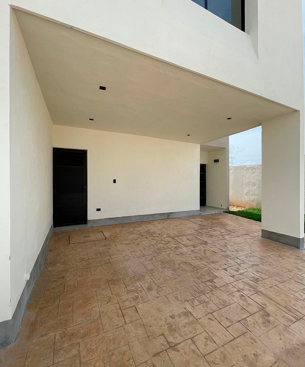 10 de 21: Estacionamiento techado