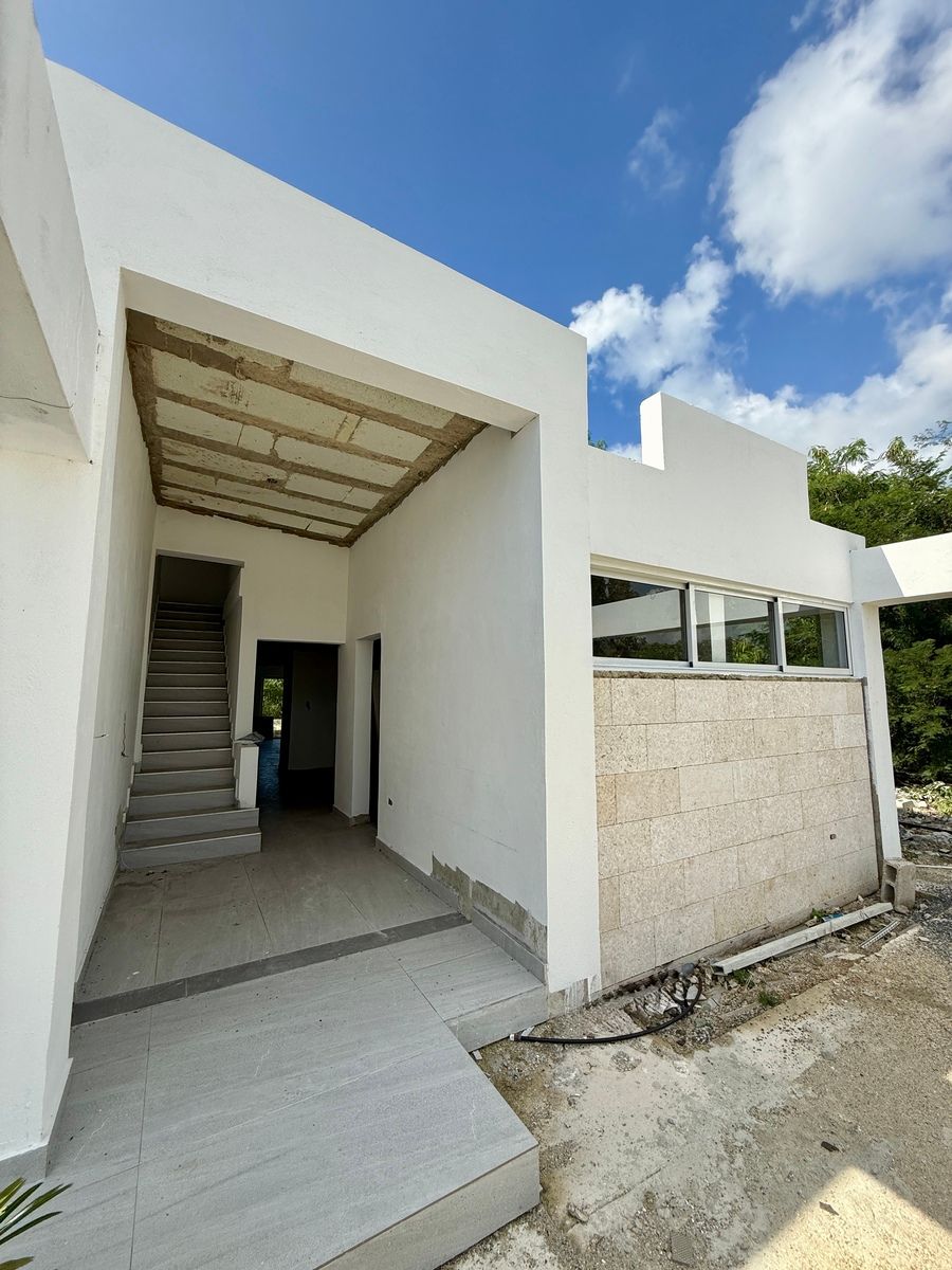 3 de 15: Entrada principal