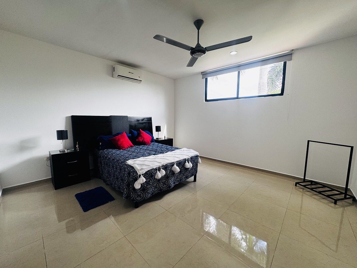 20 of 24: Recámara 2