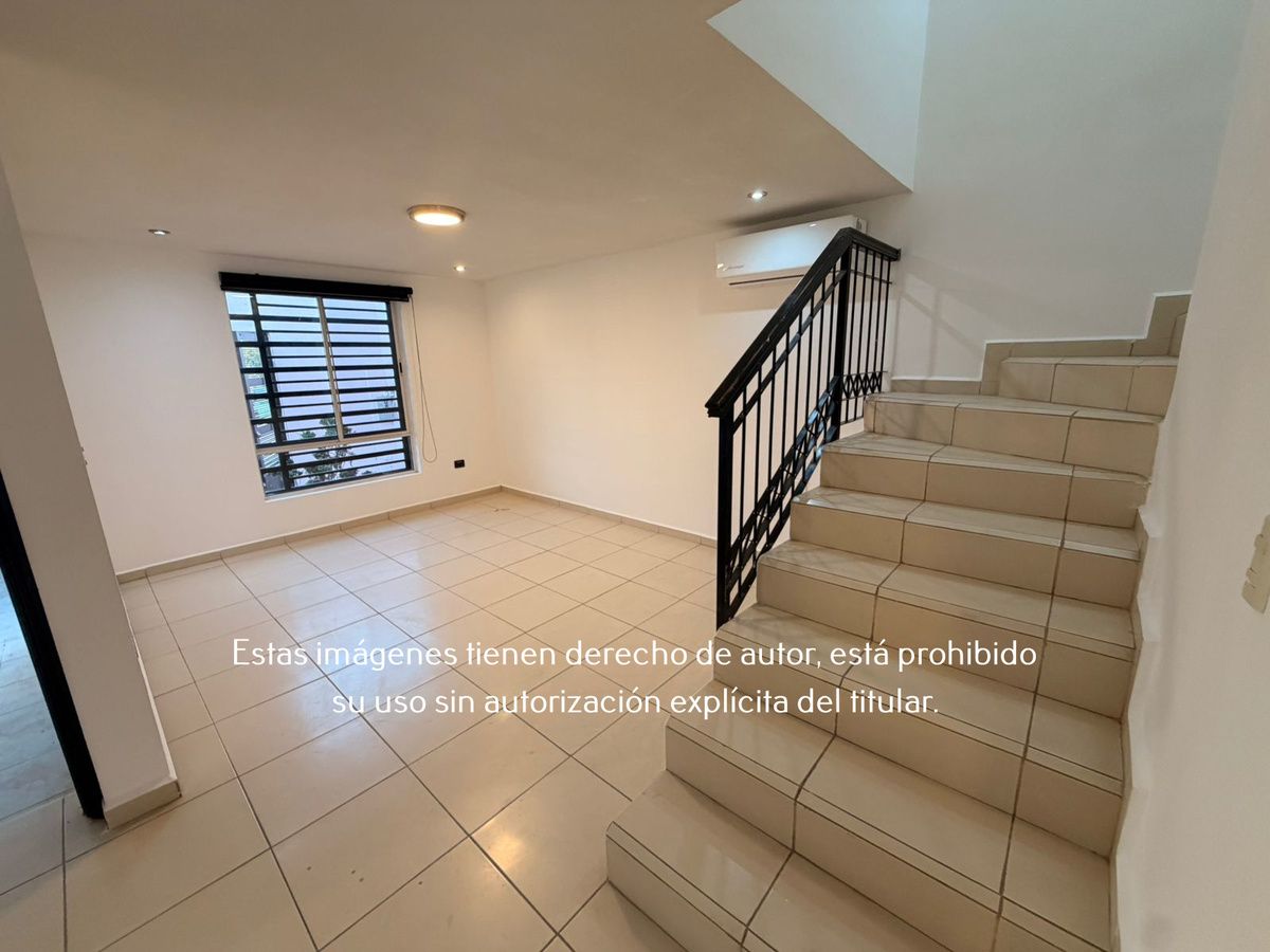2 de 9: Casa en Venta o Renta en Las Lomas Sector Bosques