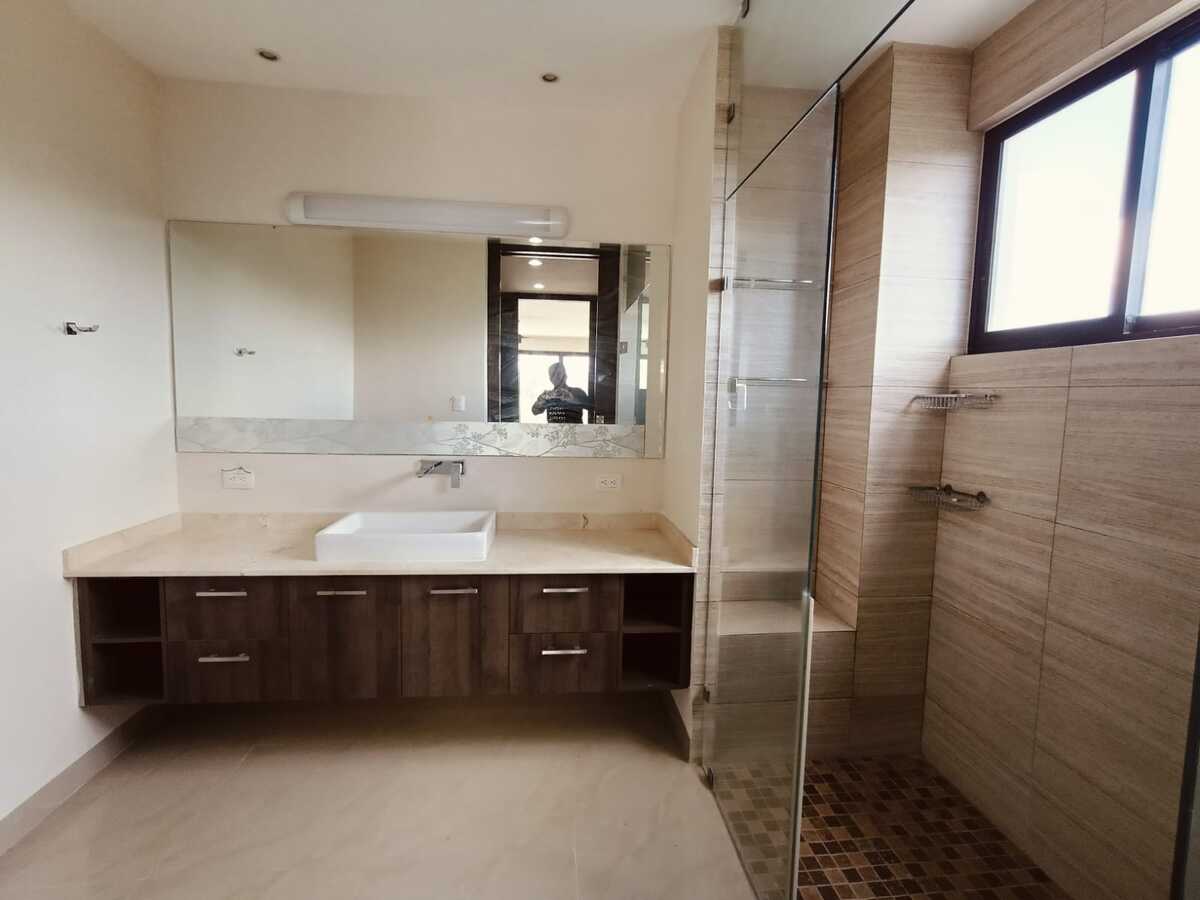 8 de 23: baño principal