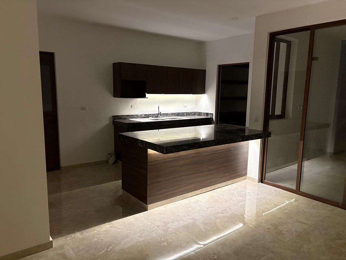 Amplia casa en venta Priv. Zendera, - foto 5