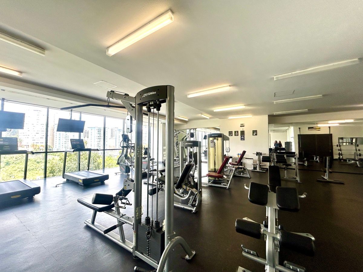 20 de 26: Gimnasio