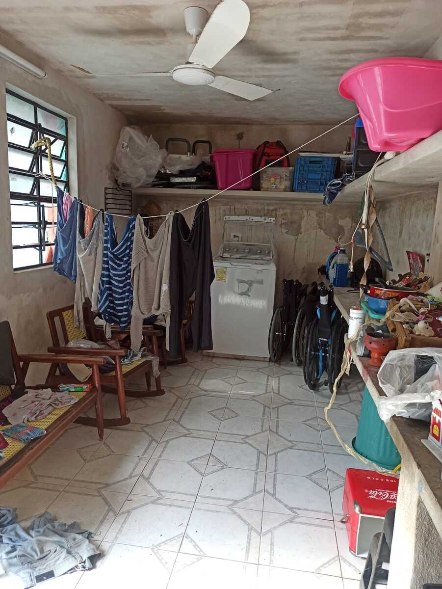 38 de 39: Cuarto de servicio o bodega