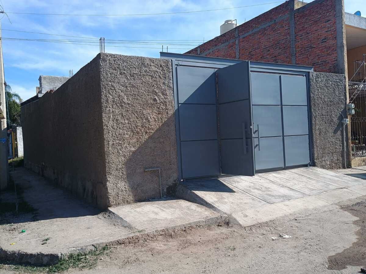 5 de 5: FRENTE DEL TERRENO