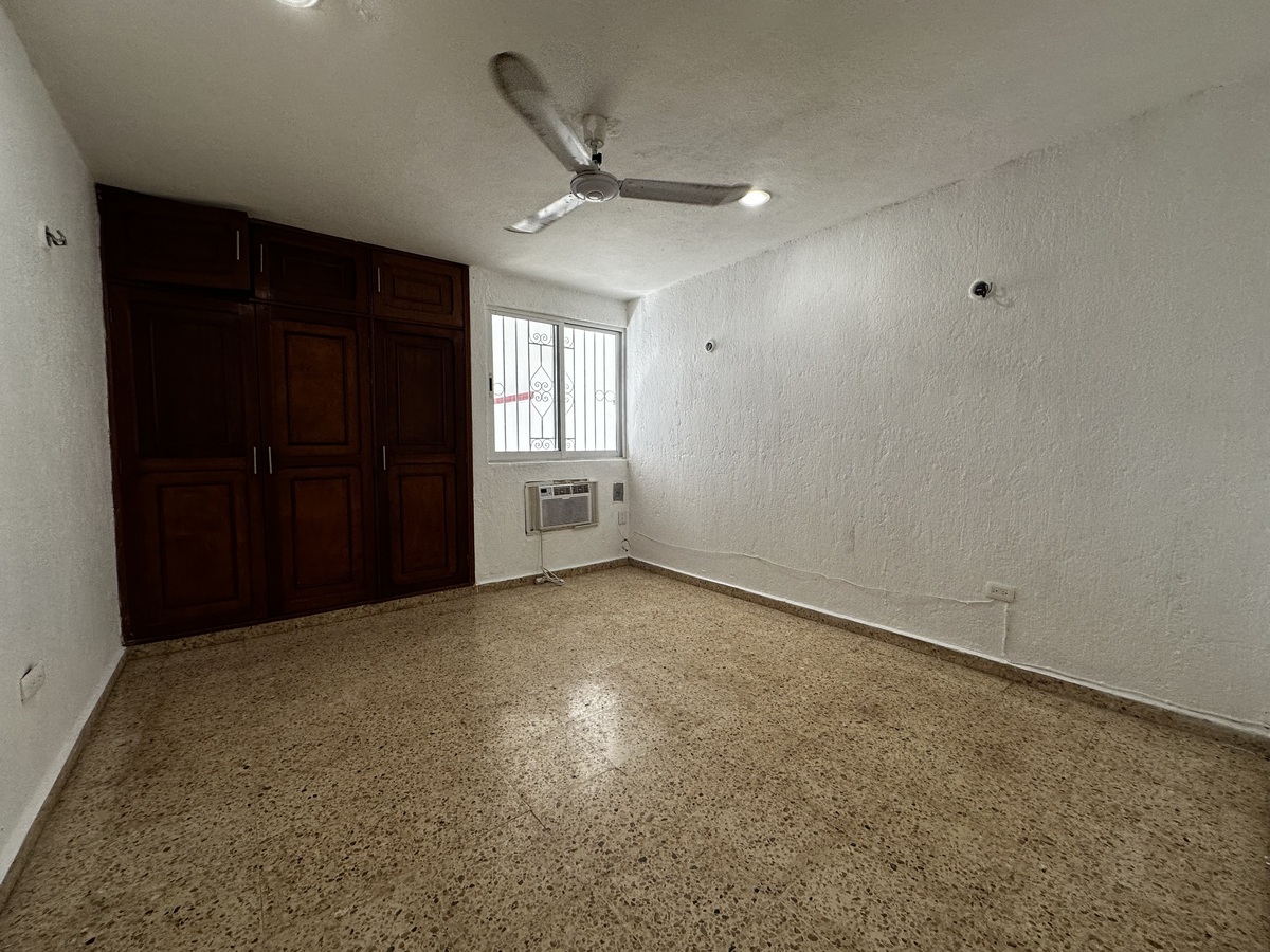 7 de 14: Recámara 1 planta baja