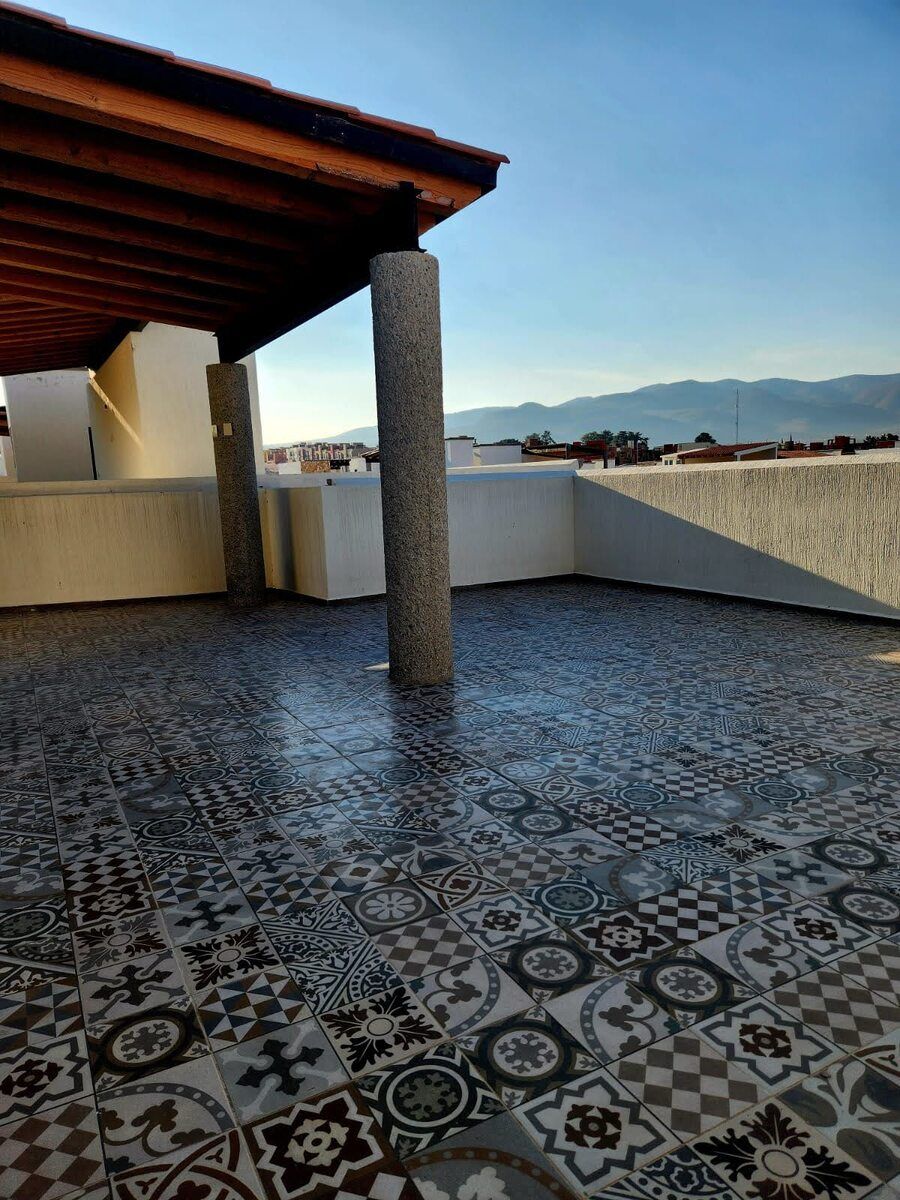 8 de 10: Roof garden equipado con impresionantes vistas 360