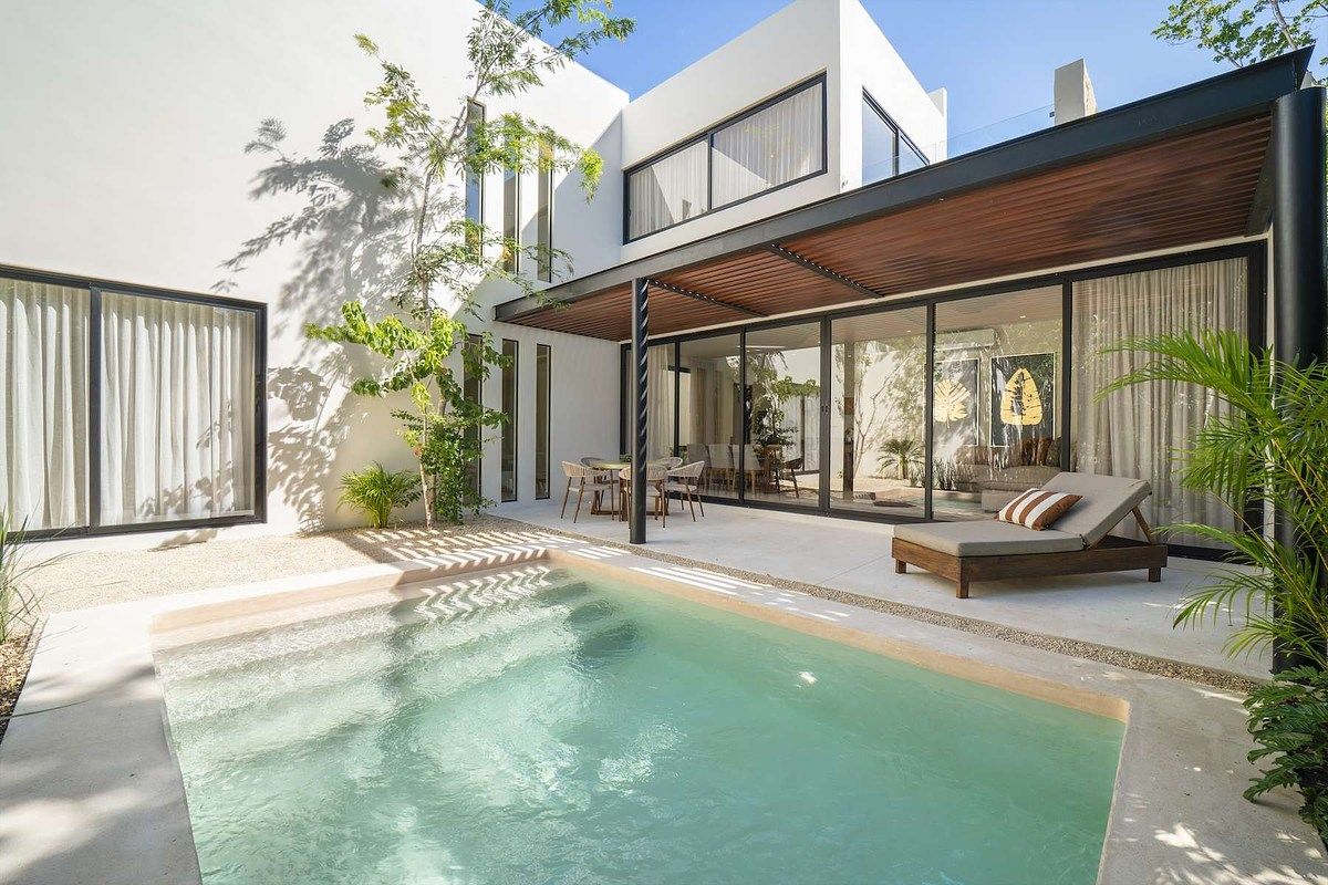 SOLAR RESIDENCE, photo 1 of 35