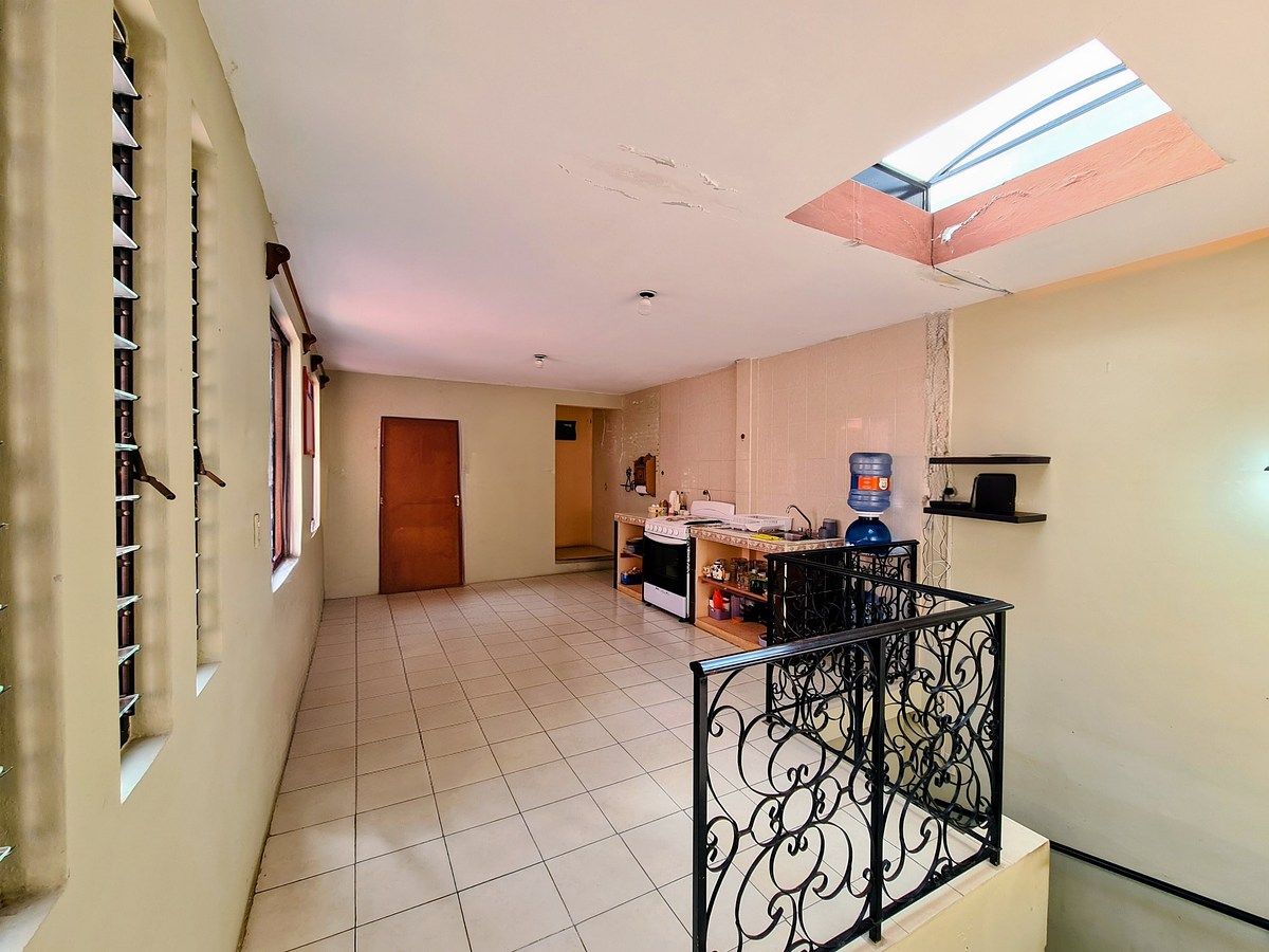 18 de 42: Cocina Planta Alta